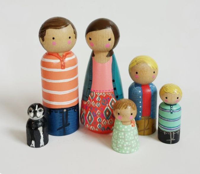 Family Peg Dolls - Family Portrait on Mini wooden dolls – Itzy Zazzy